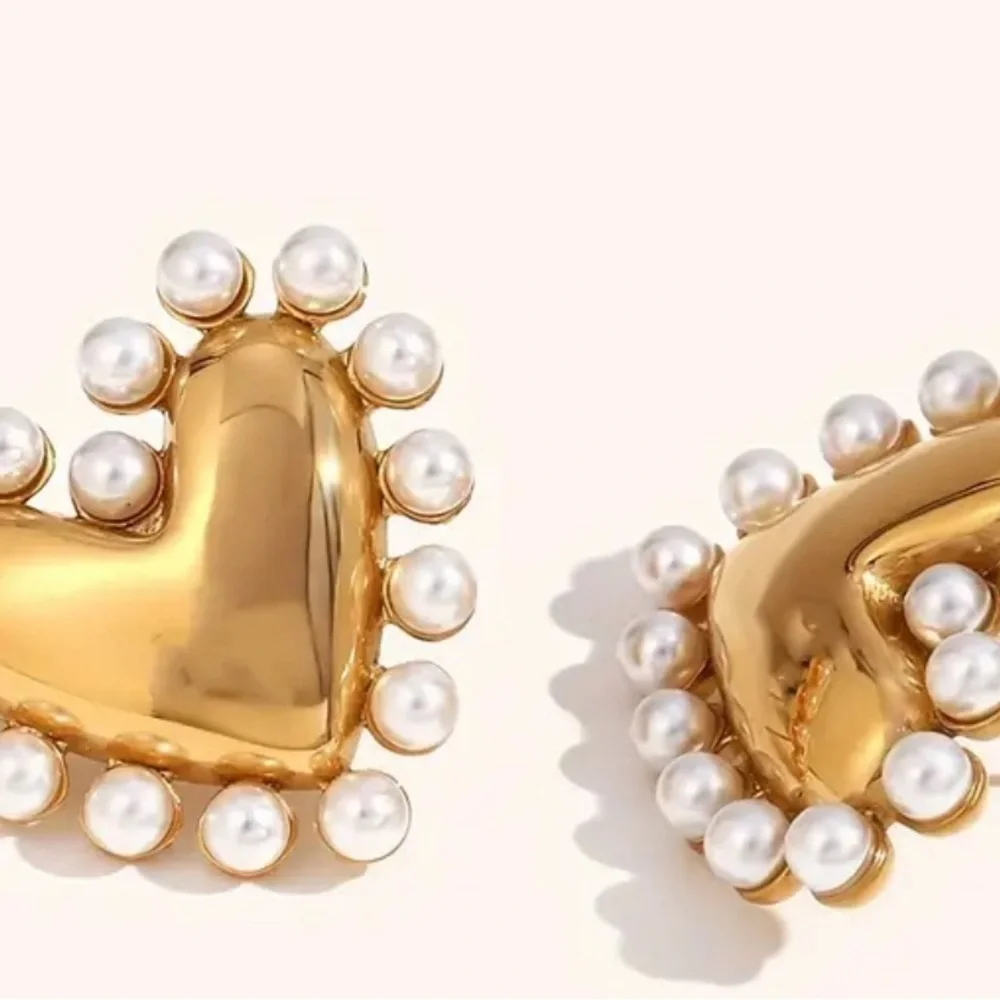 Hautesales crystal heart